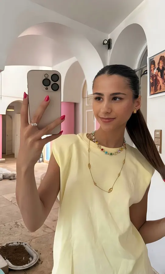 Lili-Rose, créatrice Lifestyle du réseau RIPPLE